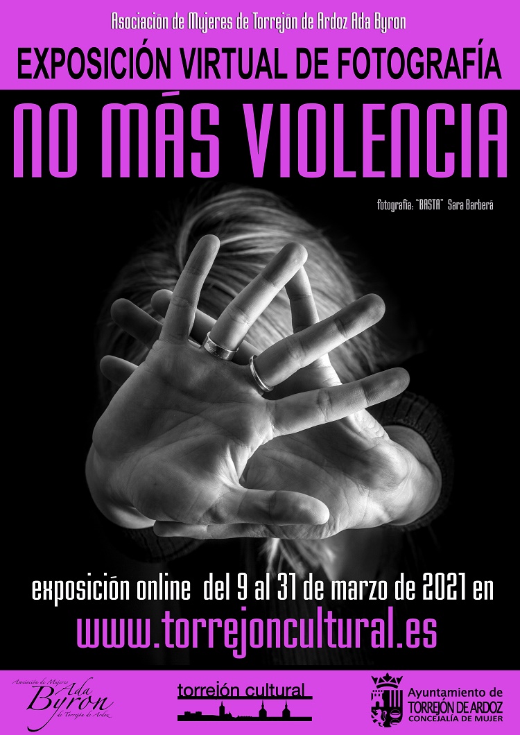Exposición de fotografía No más violencia de la Asociación de Mujeres Ada Byron