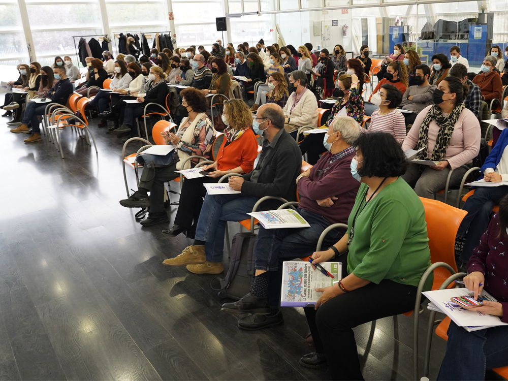 El Ayuntamiento de Torrejón de Ardoz pone en marcha las jornadas formativas “Lo social, tejido que arropa” sobre principios y valores de la intervención social