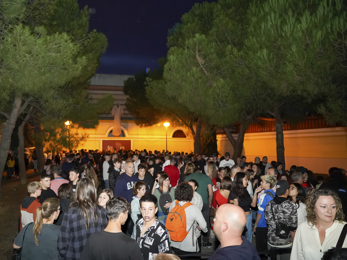 Gran éxito de público en el “Caserón del Terror”, celebrado en la Plaza de Toros de Torrejón, que batió su récord de asistencia, con 6.712 personas