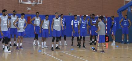 Entrenamiento de la selección de baloncesto de República Dominicana 