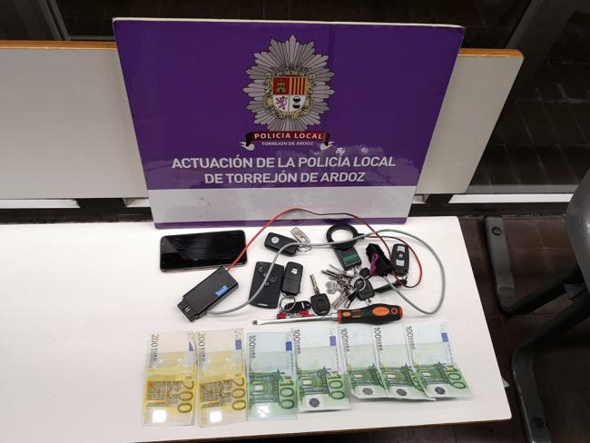 La Policía Local de Torrejón detiene en los últimos meses a dos individuos por intento de robo de vehículos y a otros cuatro por sustracciones en el interior de coches 