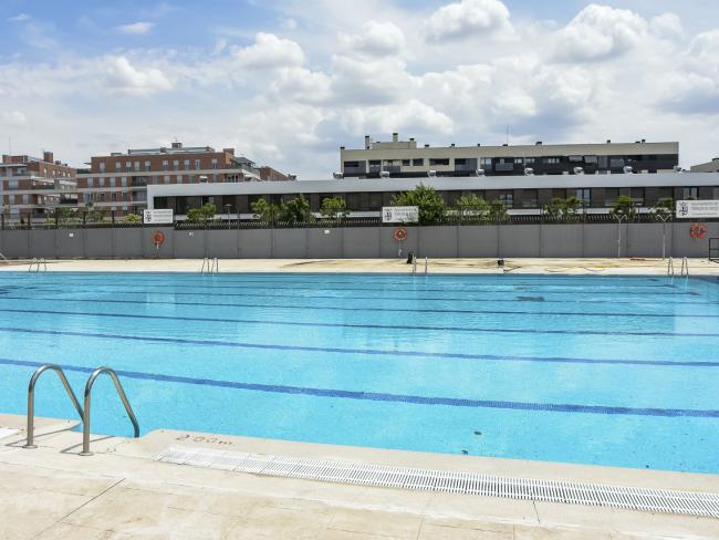 Hoy viernes, 17 de junio, abren las piscinas municipales de Torrejón de Ardoz con los mismos precios que en los últimos años y la entrada a 1,20 euros para torrejoneros desempleados