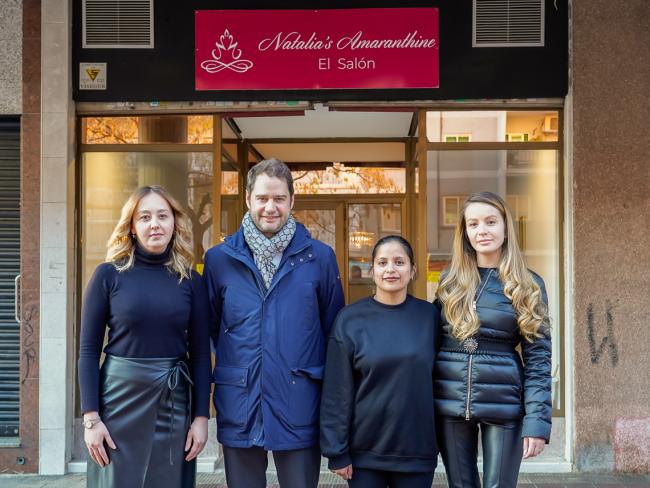 “Natalia’s Amaranthine El Salón”