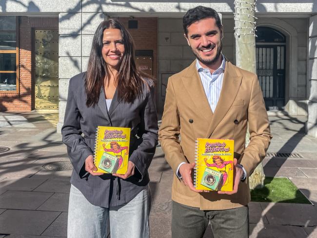 La Concejalía de Igualdad regala cuadernos para promocionar la igualdad y prevenir la violencia de género