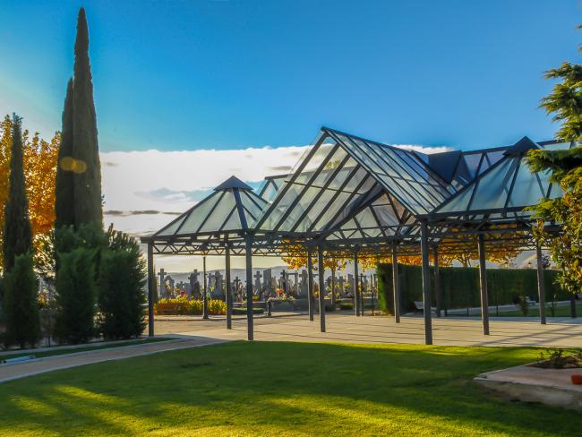 Debido al aviso por fuertes rachas de viento, previsto para hoy, jueves, 5 de febrero, el Cementerio Municipal permanecerá cerrado
