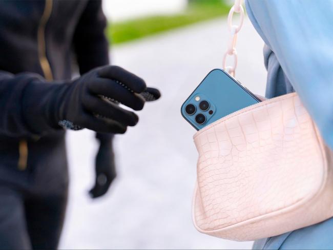 Los agentes torrejoneros han intervenido en el robo de varios teléfonos móviles